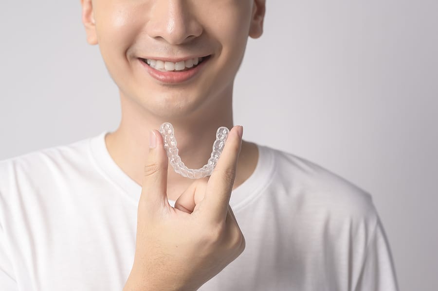 Reasons to Choose Invisalign Over Braces: Top 10 Factors